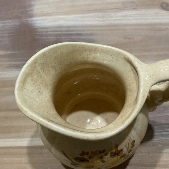 Vintage Old Heritage Yellow/Gold McCOY Pitcher - Picture 4 of 6